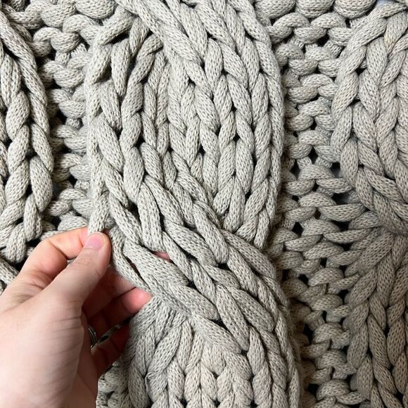 Pottery Barn bundle chunky cable knit large throw pillow taupe beige - Picture 2 of 8